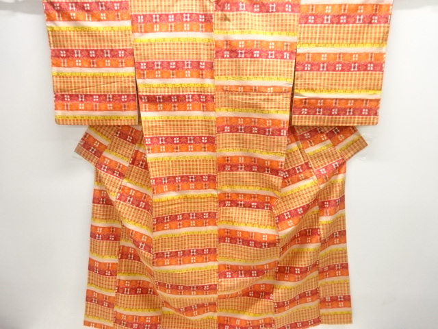 横段に井桁絣織り出し手織り紬着物